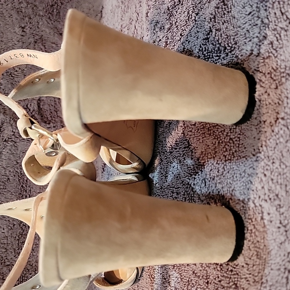 Stuart Weitzman Heels, Size 9n - image 6